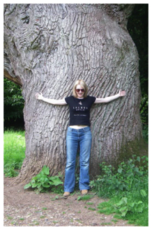 Helen by tree